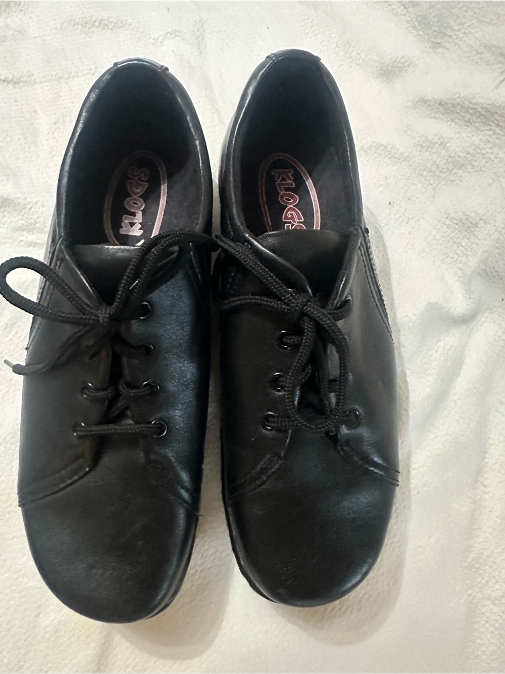 NWOB Klogs Black Leather Lace Up Shoes